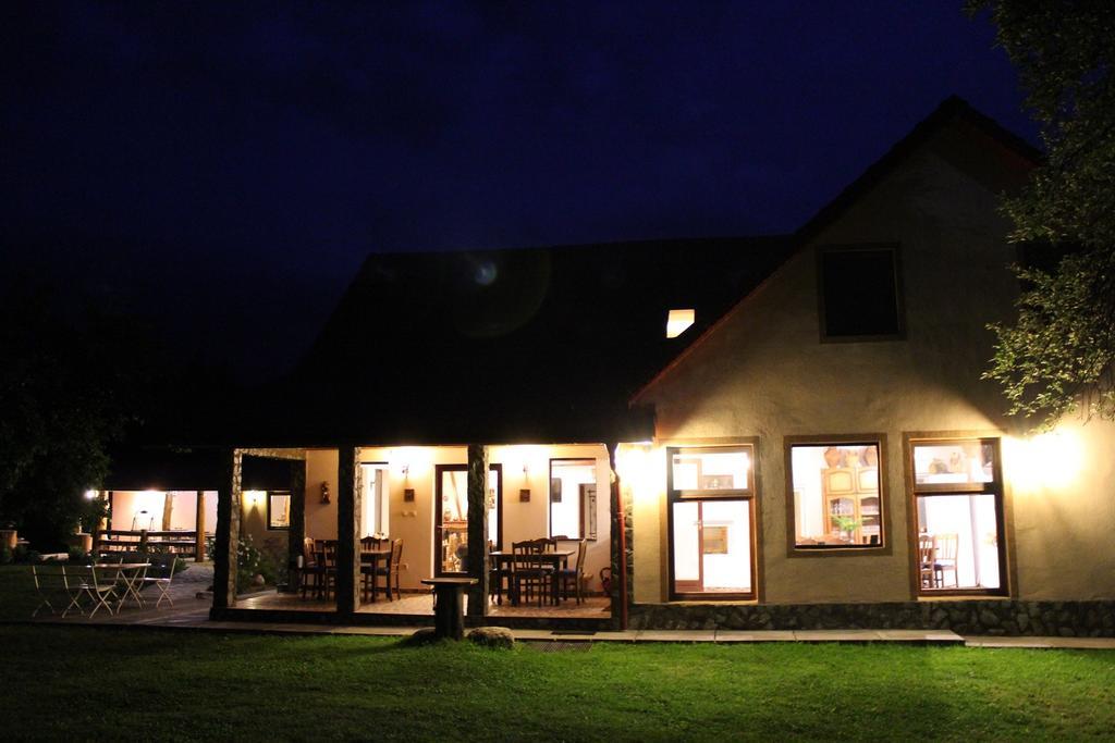 Pensiunea Casa Noastra Baia de Fier Exteriör bild
